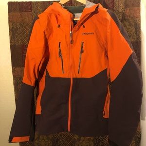 Patagonia reconnaissance shell, size M